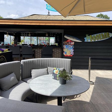 Kindvriendelijk Luxe Chalet In De Bossen Met Prive Sauna 哈尔德韦克 外观 照片